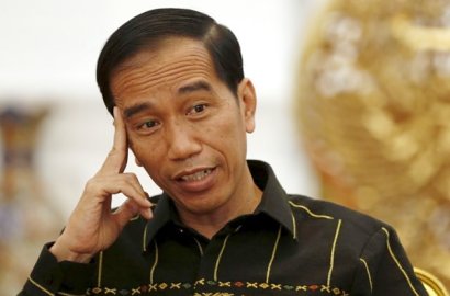 Heboh Video Presiden Jokowi Naik Pesawat Kelas Ekonomi