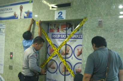 Lift Rumah Sakit Fatmawati Jatuh, 12 Orang Terluka
