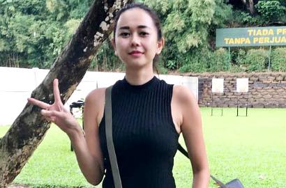 Aura Kasih Kagum Semangat Julia Perez Lawan Kanker Serviks
