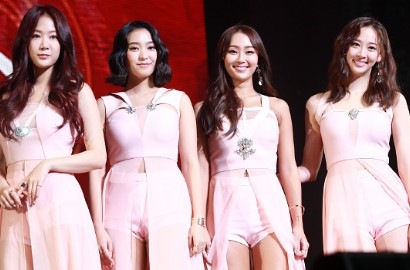 Sistar Tampil Seksi dan Menggoda di Showcase 'I Like That'