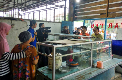 Makan Siang di Warung Bu Saeni Saat Syuting, Ruben Onsu dan Trans TV Akan Dipolisikan