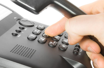 Salah Nomor Telepon, Wanita Ini Tetap Ngotot Ngaku Jadi Selingkuhan dan Hamil