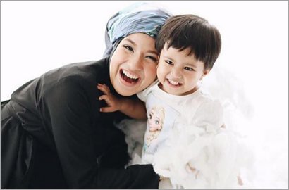 Jelang Kelahiran, Putri Pertama Natasha Rizki Malah Iri ke Calon Adik