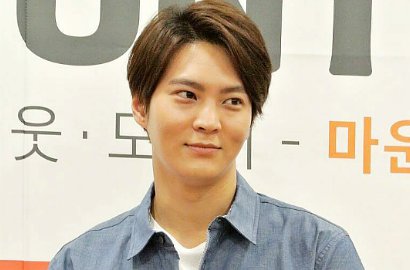 Seriusnya Joo Won Saat Menjuri Babak Tiga Besar Pemeran Wanita 'My Sassy Girl'