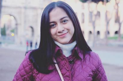 Gelar Pengajian 4 Bulanan, Nina Zatulini Dipuji Cantik Pakai Hijab