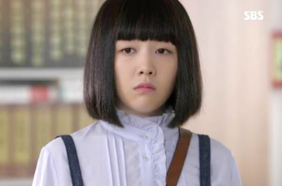Pakai Wig di 'Beauty of the Beast' Minah Girl's Day Ngaku Kepanasan