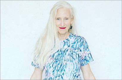 Nenek Umur 60 Tahun di Amerika Jadi Model Pakaian Renang