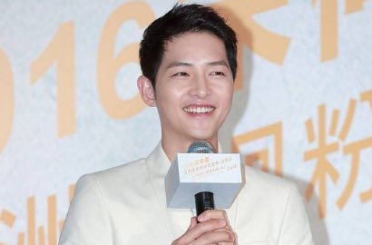Pakai Baju Kocak Ini, Song Joong Ki Sukses Hibur 4 Ribu Fans Taiwan