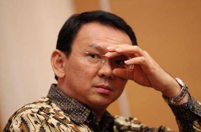 Gubernur Ahok Nangis Saksikan Adegan Ini di Film 'Rudy Habibie'