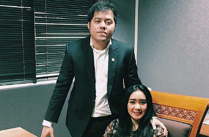 Romantisnya Anggota DPR Ungkap Rasa Sayang ke Cita Citata