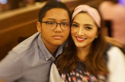 Surat Mengharukan Ashanty Untuk Azriel Ini Buat Fans Menangis