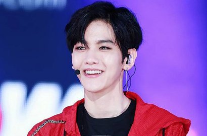 Biasa Imut, Baekhyun EXO Jadi Cowok Manly di Pemotretan W Korea