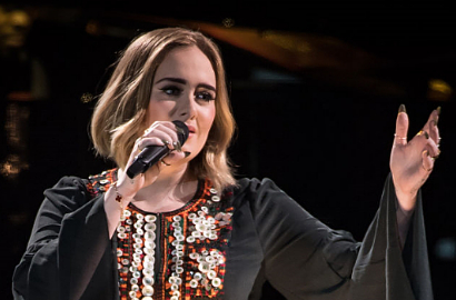 Waduh, Adele Mengumpat Hingga 33 Kali di Atas Panggung