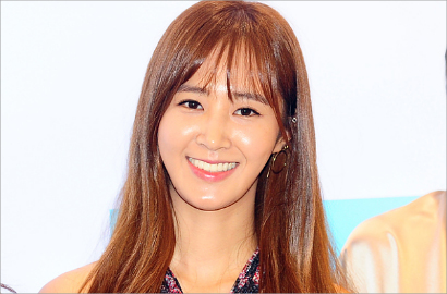 Tampil di 'Laws of the Jungle' New Caledonia, Yuri SNSD Akui Tak Doyan Makan