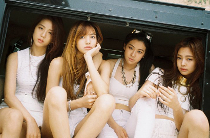 Hanya Berempat, YG Rilis Foto-Foto Keren Girlband Baru Black Pink
