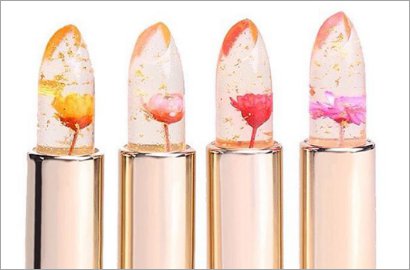 Cantiknya Lipstick Transparan Berisi Bunga Asli Ini Hebohkan Netter