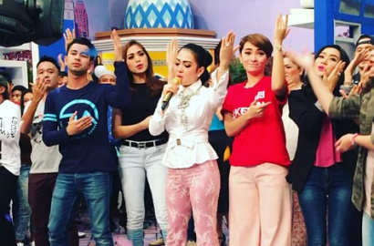 Tarik Rambut Syahrini, Raffi Ahmad Disindir Tak Punya Etika