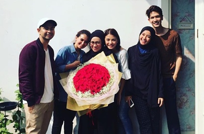 Masih Kompak, BBB dan Melly Goeslaw Buka Puasa Bareng