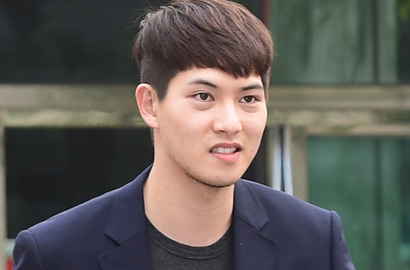 Terlibat Kasus Manipulasi Saham FNC, Lee Jong Hyun CN Blue Didenda