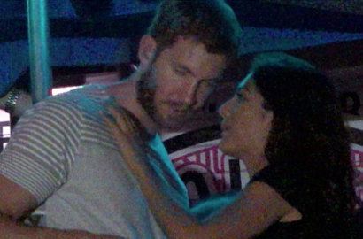 Move on dari Taylor Swift, Calvin Harris Pesta Asyik Bareng Cewek di Klub Malam