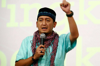 Istri Tak Datang Mediasi, Ustadz Zacky Mirza Makin Mantap Bercerai