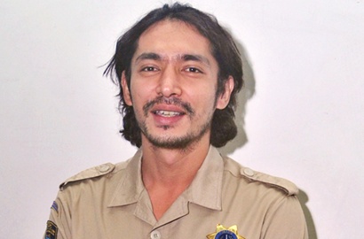 Pakai Gigi Palsu, Abimana Akui Kesulitan Perankan Dono di 'Warkop DKI Reborn'
