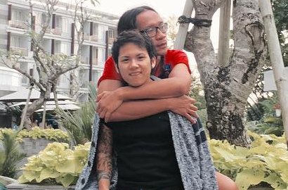 Pamer Foto Istri Cium Ketiak, Aming Bikin Netter Ngakak Sekaligus Iri