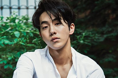 Masak Seru di 'Three Meals a Day', Lengan Nam Joo Hyuk Bikin Salah Fokus?