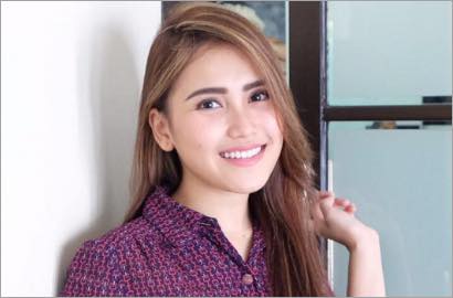 Pasang Tampang Seram, Netter 'Ketakutan' Lihat Foto Selfie Ayu Ting Ting