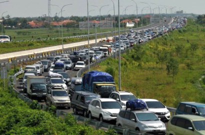 Kelelahan Hingga Sakit, 12 Pemudik Meninggal Kena Macet Parah di Brebes