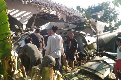 Timpa Rumah Warga, Begini Kronologi Heli TNI AD Jatuh di Sleman