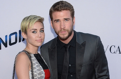 Demi Liam Hemsworth, Miley Cyrus Rela Bikin Tato Bergambar Botol Selai