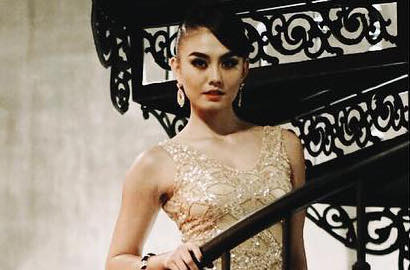 Tampil Anggun, Agnes Monica 'Pre-Wedding' dengan Wijaya Saputra