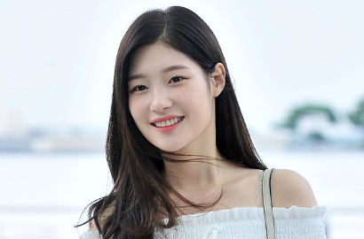 Teman Sekelas Bantah Rumor Oplas Mata, Chaeyeon IOI Makin Dicerca Netter
