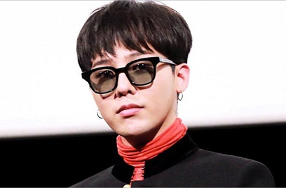 Seksi Pamer Punggung, Intip Foto Keren G-Dragon Big Bang untuk Vogue
