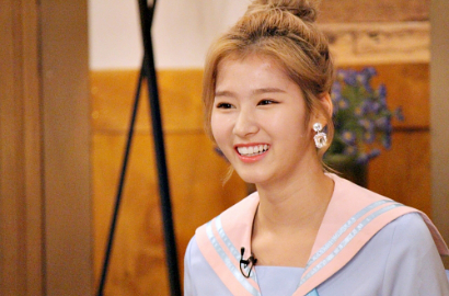 Sudah Lancar, Sana Twice Malah Sering Pura-Pura Tak Bisa Ngomong Korea