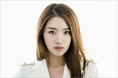 Pemeran Lee Ji Young di 'Entertainer' Bakal Debut Jadi Member Girlband?