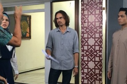Ashraf Sinclair Alami Kecelakaan di 'CHSI2', Netter: Kena Azab Tuh