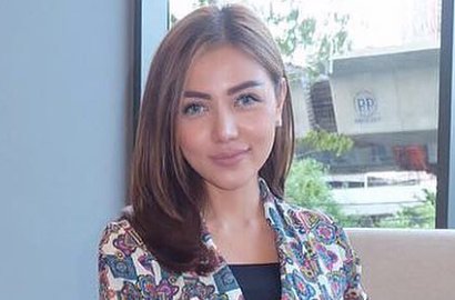 Tampil Cantik Elegan di Foto Ini, Bella Shofie Malah Diejek Pakai Gaun Gorden
