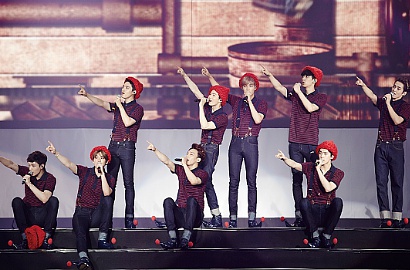 Siap-Siap! EXO Bakal Rilis Photobook Keren dari 44 Konser 'The EXO'luXion'