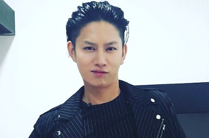 Wah, Heechul SuJu Ngaku Deg-Degan Usai Cium Wanita Ini di 'Ask Us Anything'
