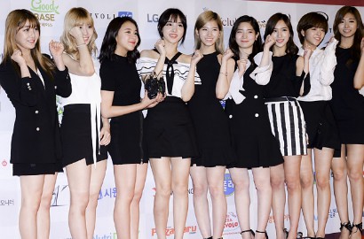 Twice Dikabarkan Siapkan Full Album di Ultah Pertama, Ini Kata JYP