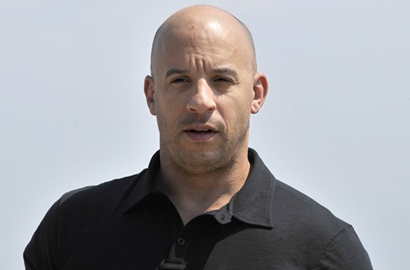 Masih Punya Rambut, Foto Jadul Vin Diesel Ini Disebut Mirip Drake
