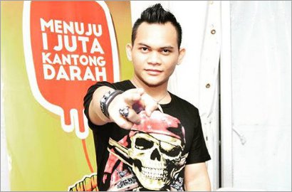 Ramal Pakai Kartu Tarot, Ini Kata Mbah Mijan Soal Steven William-Celine