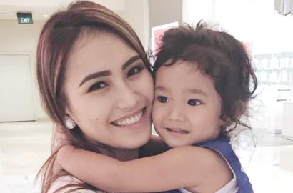 Antar Bilqis Sekolah, Penampilan Ayu Ting Ting Bikin Gagal Fokus