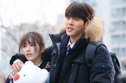 Bikin Tak Sabar, Suzy-Kim Woo Bin Bakal Tidur Bareng di 'Uncontrollably Fond'