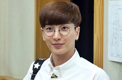 Pamer Monster Tangkapan, Leeteuk SuJu Juga Kena Demam Pokemon Go