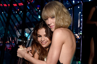 Buktikan Masih Berteman, Taylor Swift Posting Foto Bareng Selena Gomez di Instagram