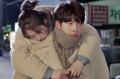 Terjang Dingin, Suzy-Kim Woo Bin Tetap Ceria di Foto BTS 'Uncontrollably Fond'