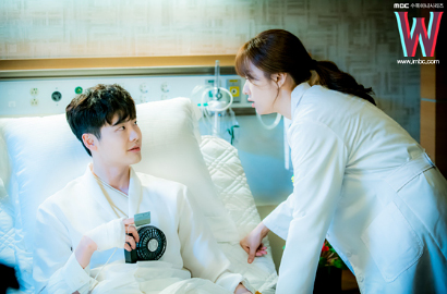 'W' Kalahkan 'Doctors' Jadi Drama Paling Ngehits, Netter: Memang Layak